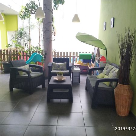 Apartamentos El Patio Los Llanos De Aridane Ngoại thất bức ảnh