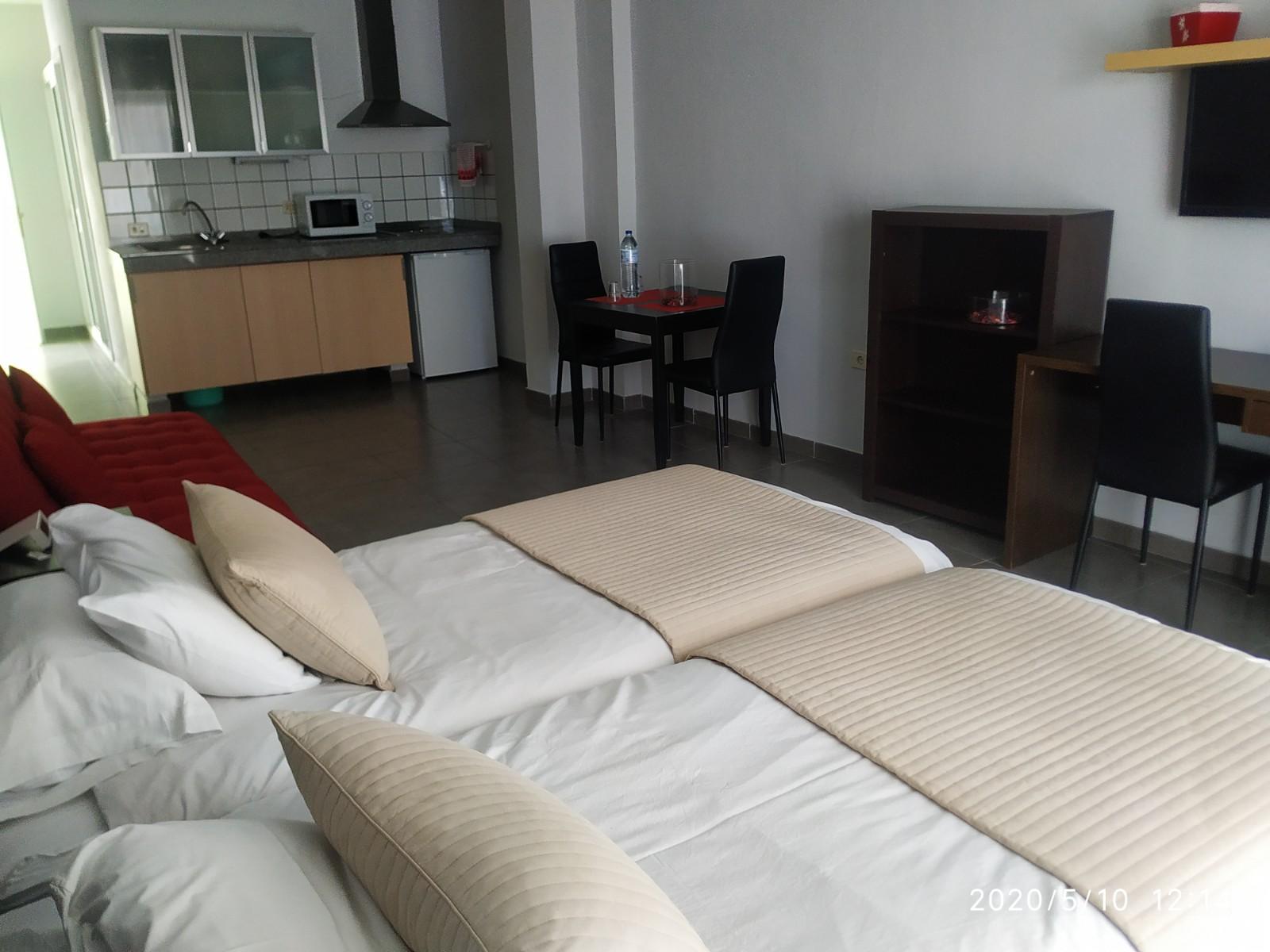 Apartamentos El Patio Los Llanos De Aridane Ngoại thất bức ảnh