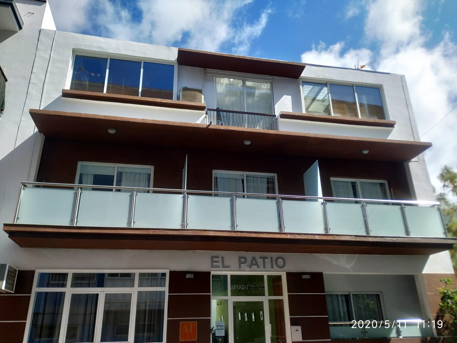 Apartamentos El Patio Los Llanos De Aridane Ngoại thất bức ảnh