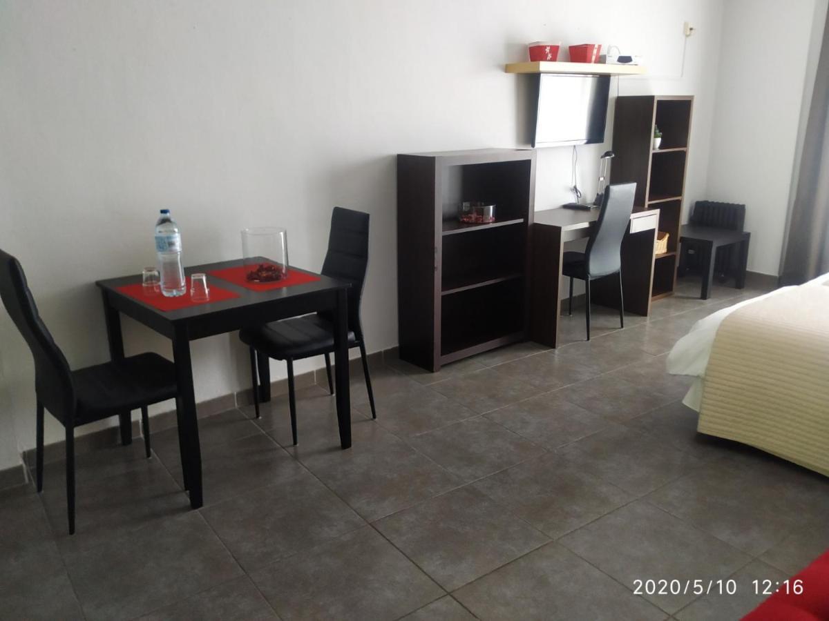 Apartamentos El Patio Los Llanos De Aridane Ngoại thất bức ảnh
