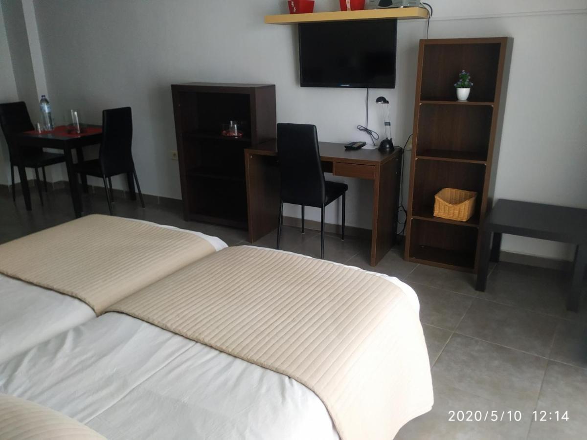 Apartamentos El Patio Los Llanos De Aridane Ngoại thất bức ảnh