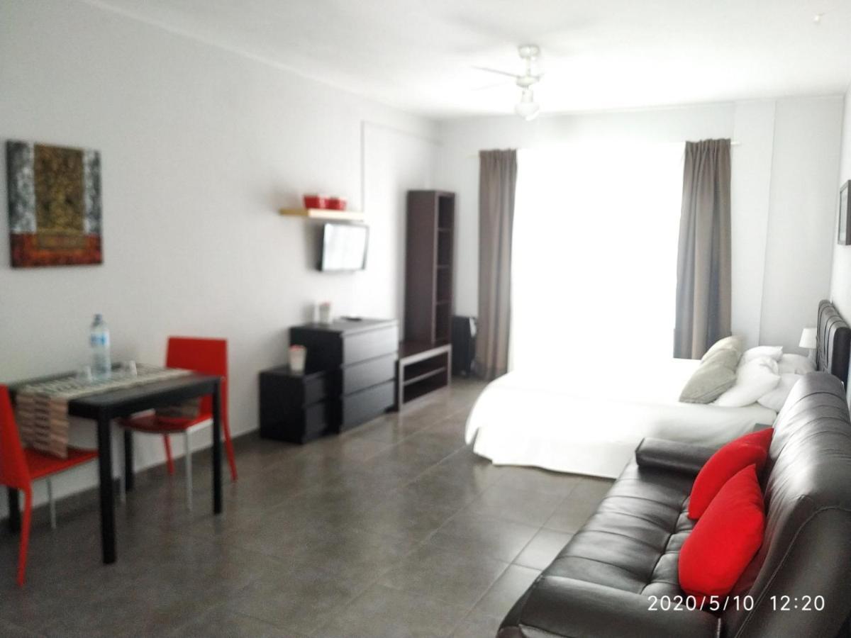 Apartamentos El Patio Los Llanos De Aridane Ngoại thất bức ảnh